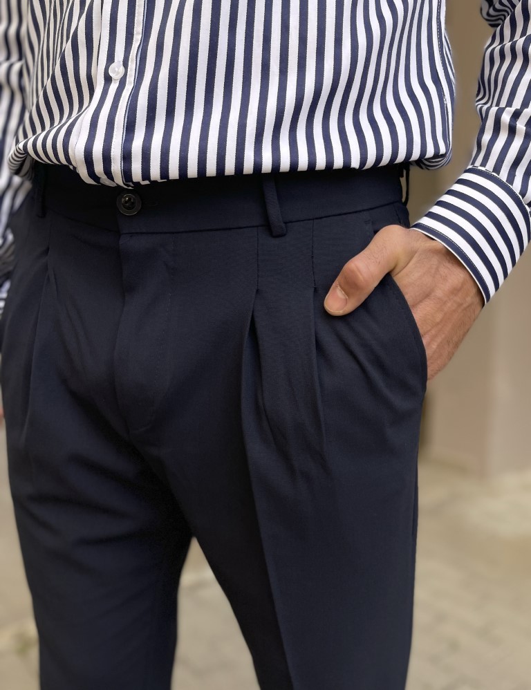 Ανδρικό μπλε υφασμάτινο παντελόνι με πιέτες και λάστιχο στην μέση FCL00495B φωτογραφία